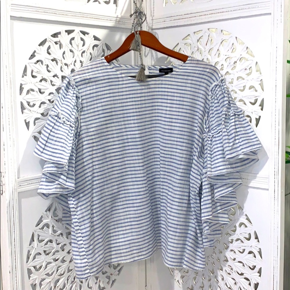 WWW Ruffled Sleeve Top